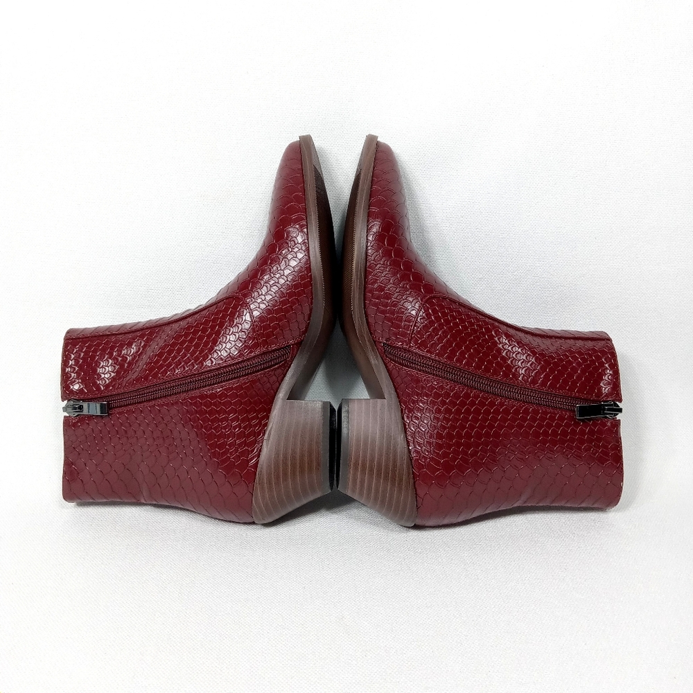 MAYPIE Dark Red Faux Leather Western Ankle Boot Size 6 - Picture 7 of 16